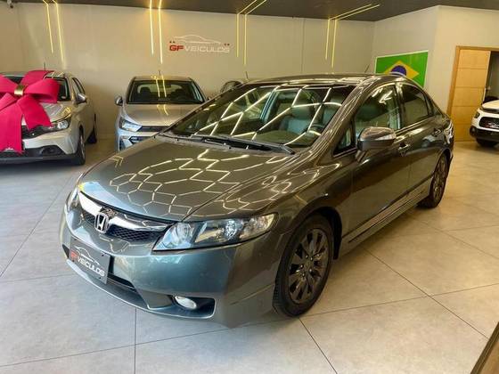 HONDA CIVIC 1.8 LXS 16V FLEX 4P AUTOMÁTICO